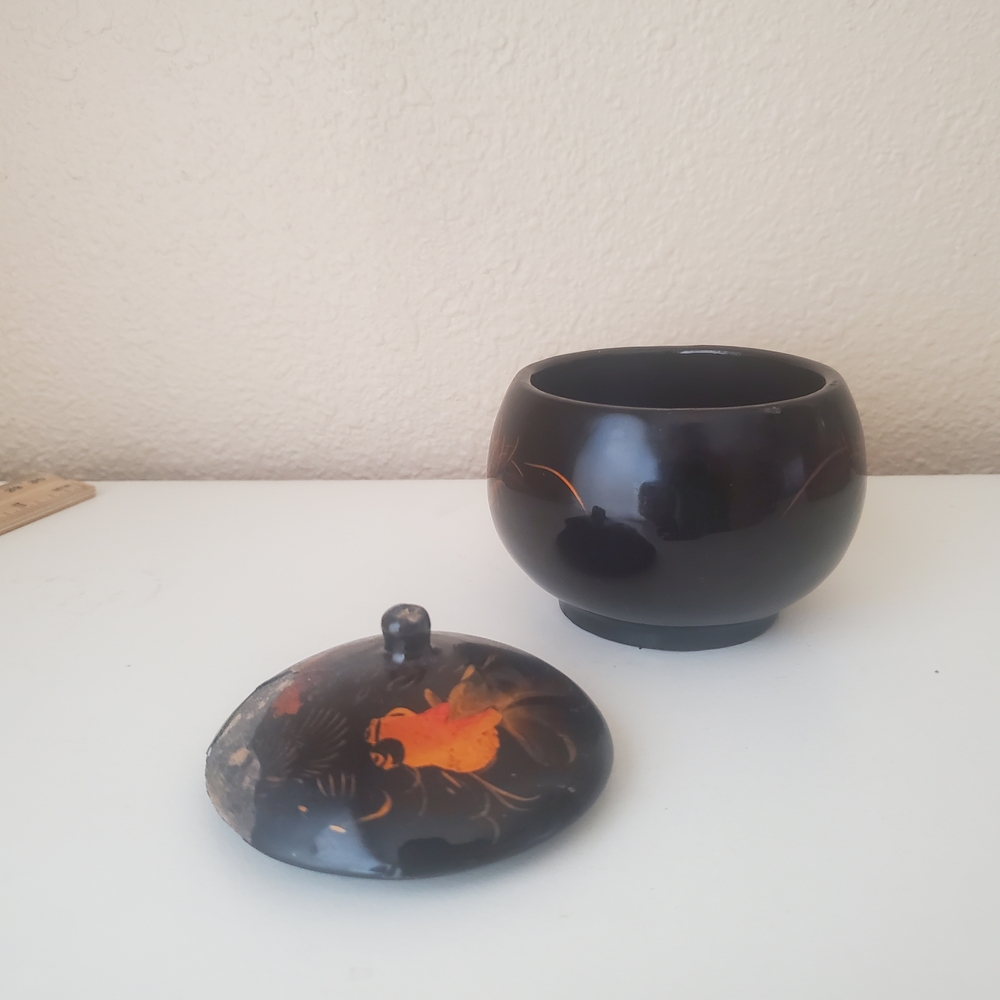 vitange handmade Asian lacquered goldfish decorative lacquerware canister